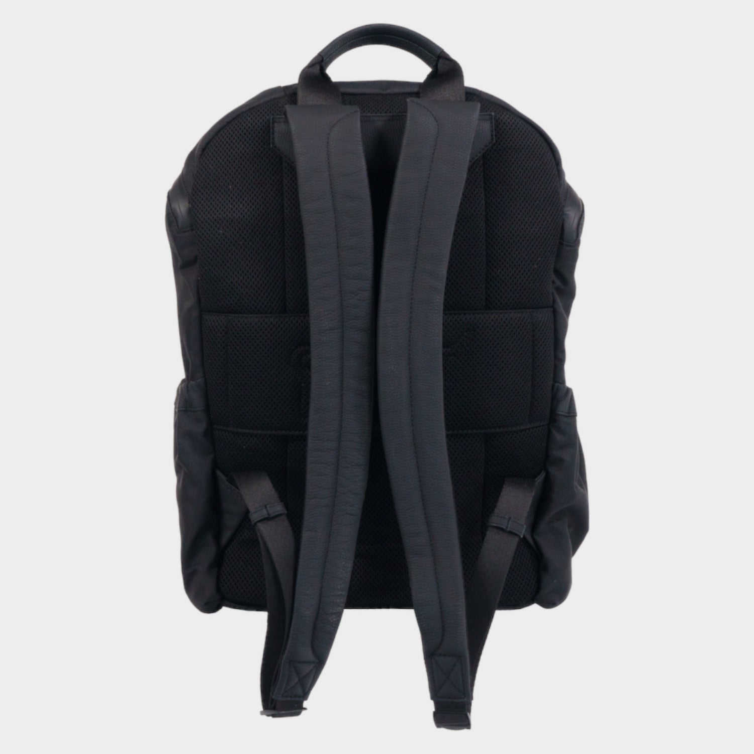 Rückansicht FINN Rucksack L schwarz