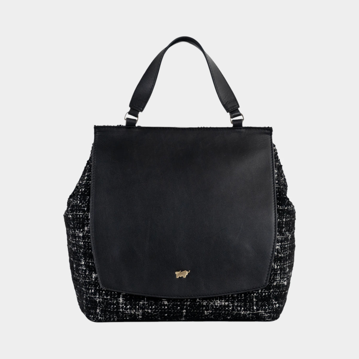 Frontansicht PAULINE Tote Bag mit Überschlag schwarz