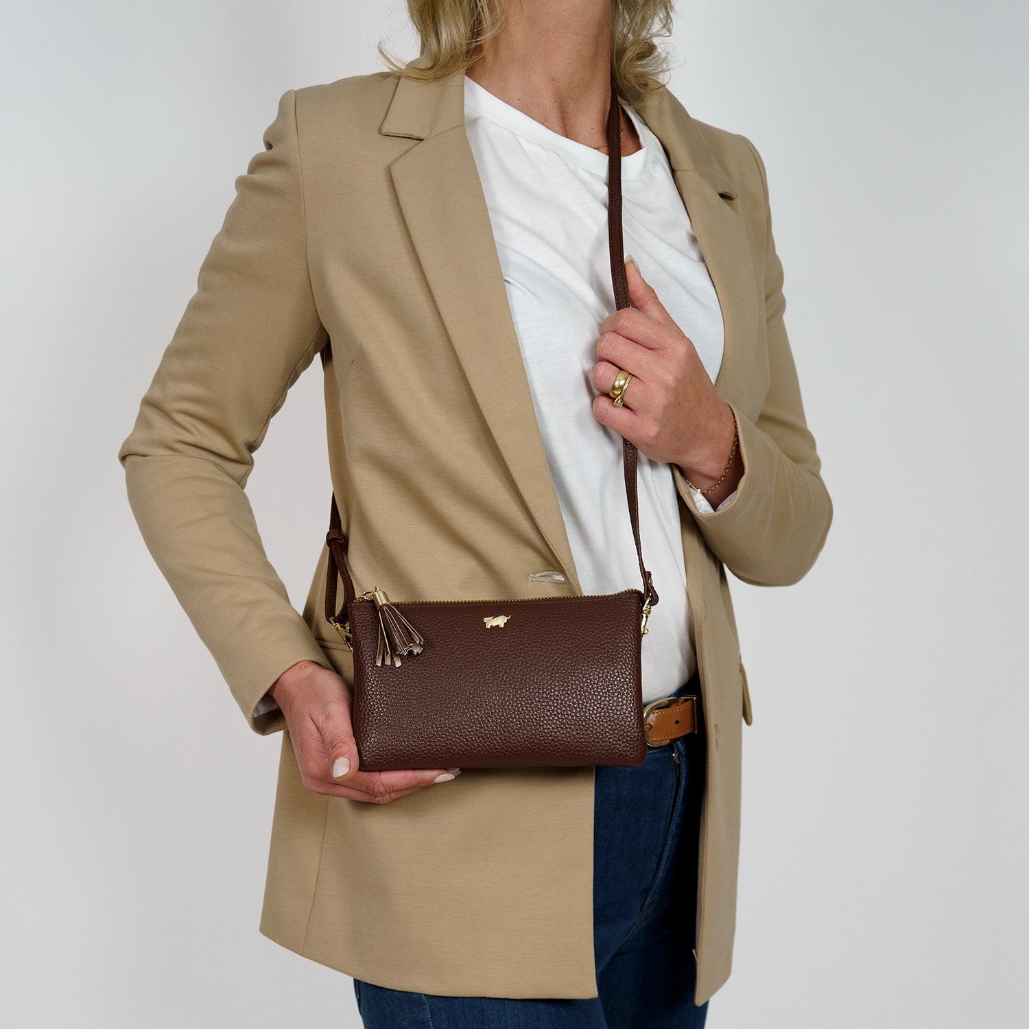 Keyfeature HANNA Umhängetasche dark brown