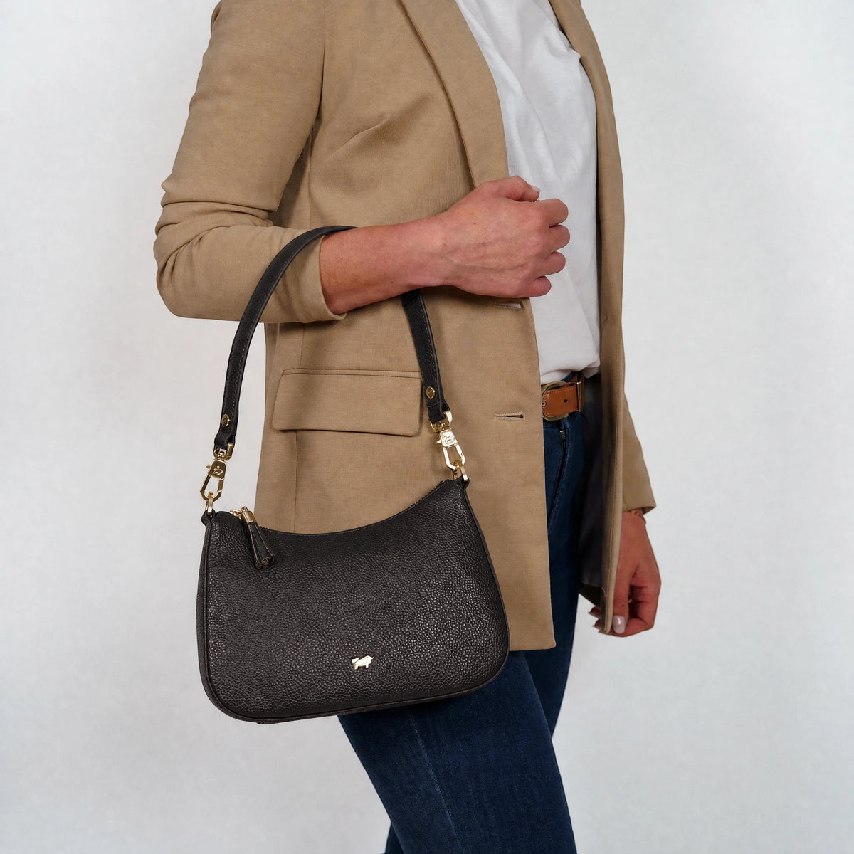 Tragebild HANNA Mini Bag espresso