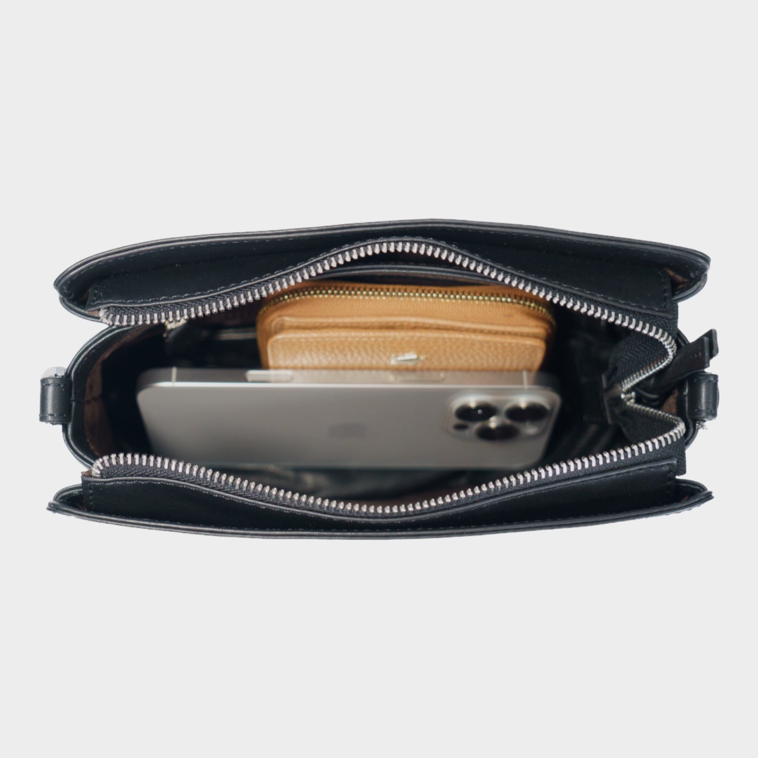 Innenansicht HANNA CLASSIC Umhängetasche RV schwarz