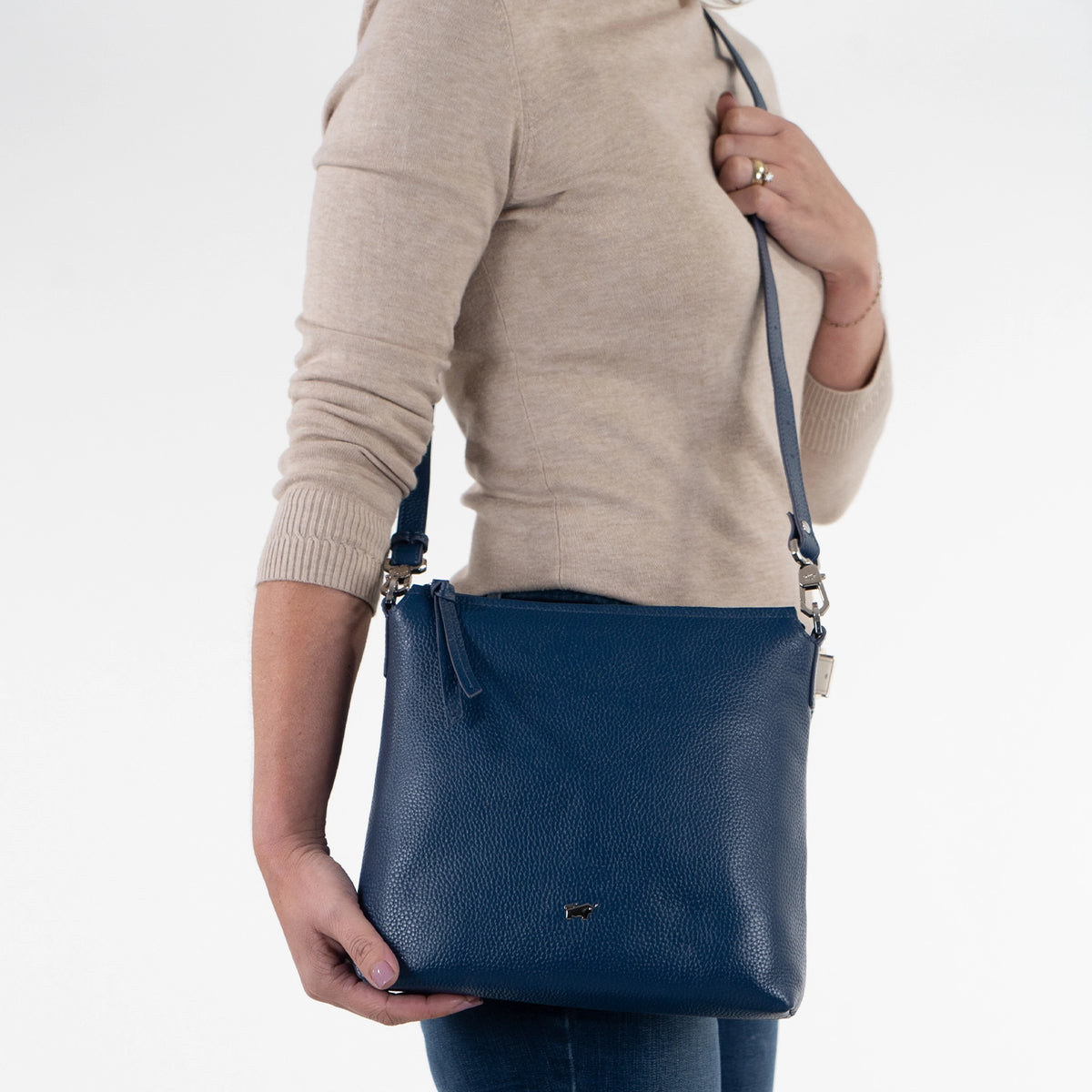 Keyfeature HANNA Umhängetasche M blue sapphire