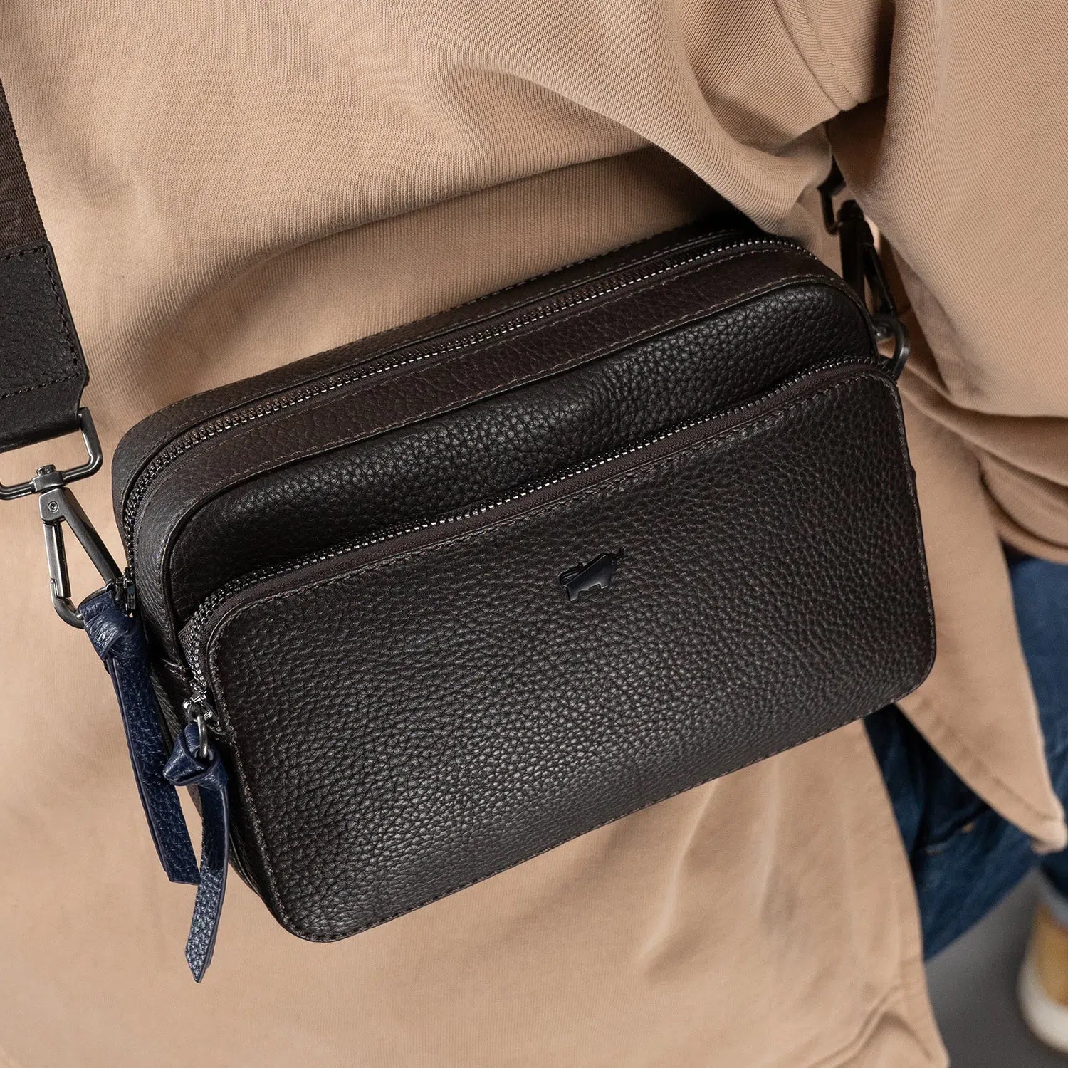 NOVARA Cross Body Bag slim braun