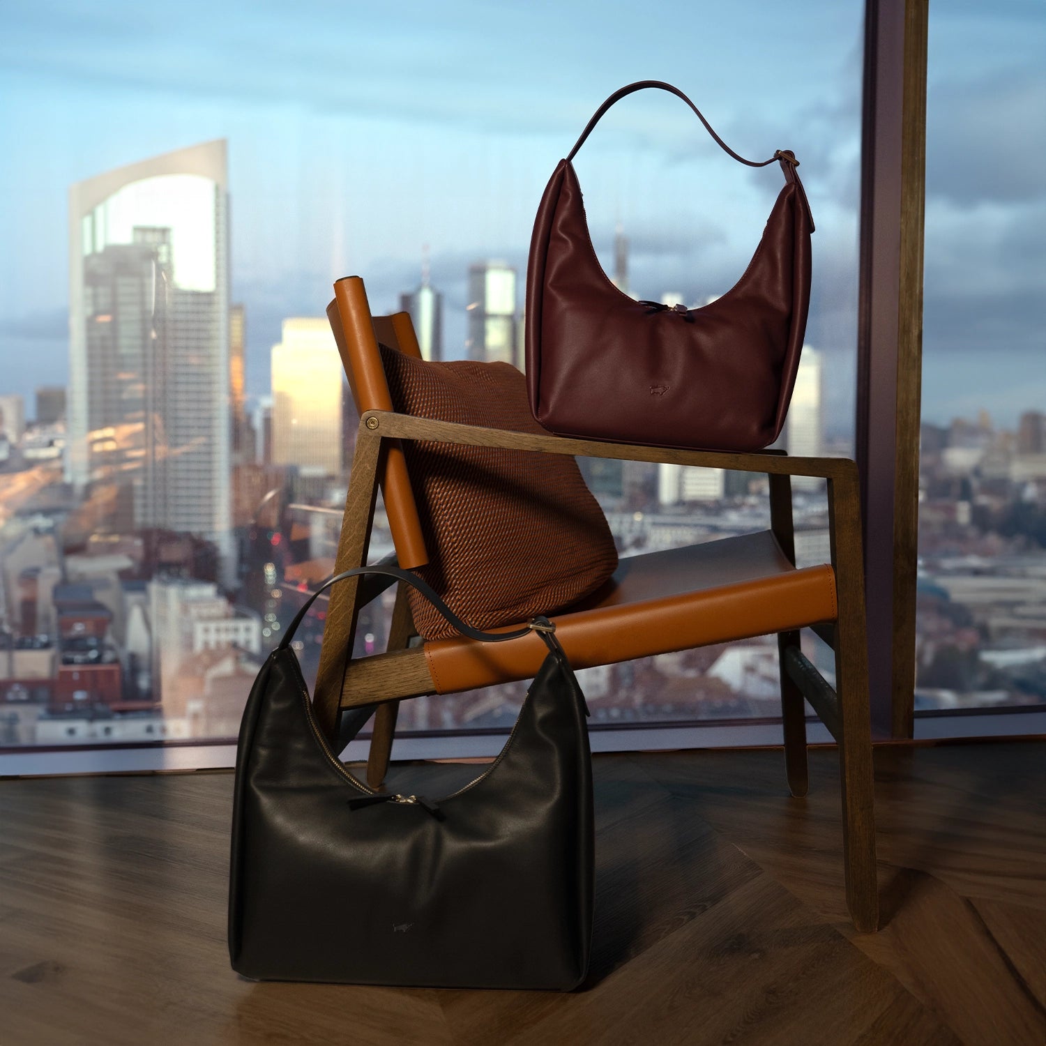 Keyfeature LOTTA Hobo Bag S schwarz
