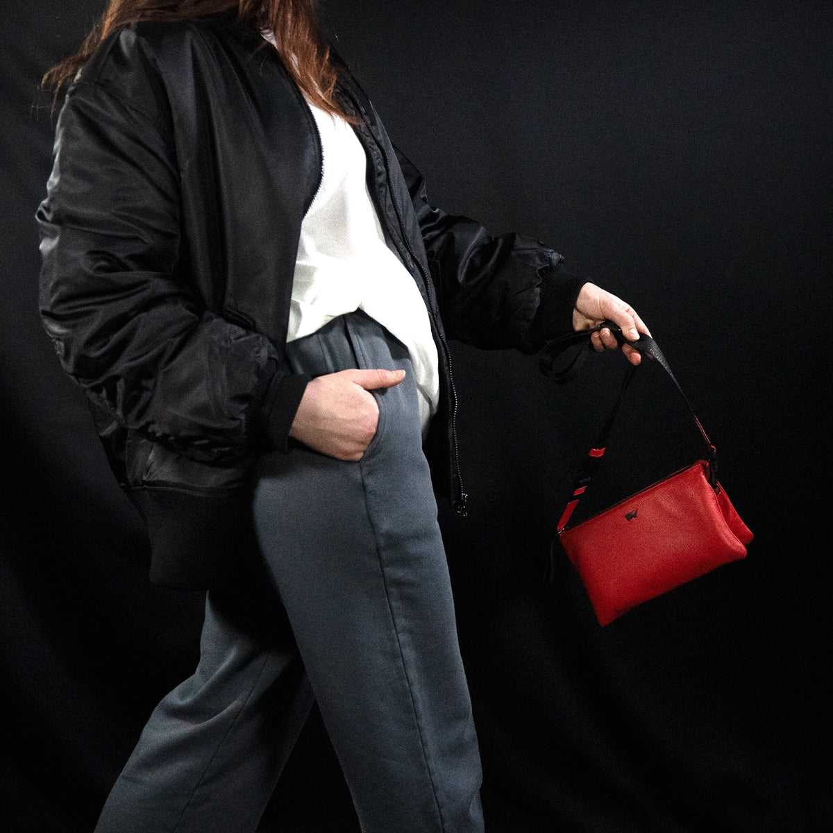 Keyfeature-1 CAPRI Umhängetasche flame red