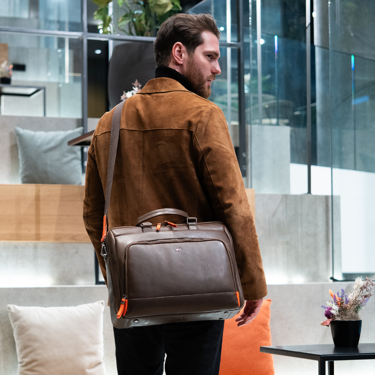 Keyfeature TOBI Businesstasche M brown