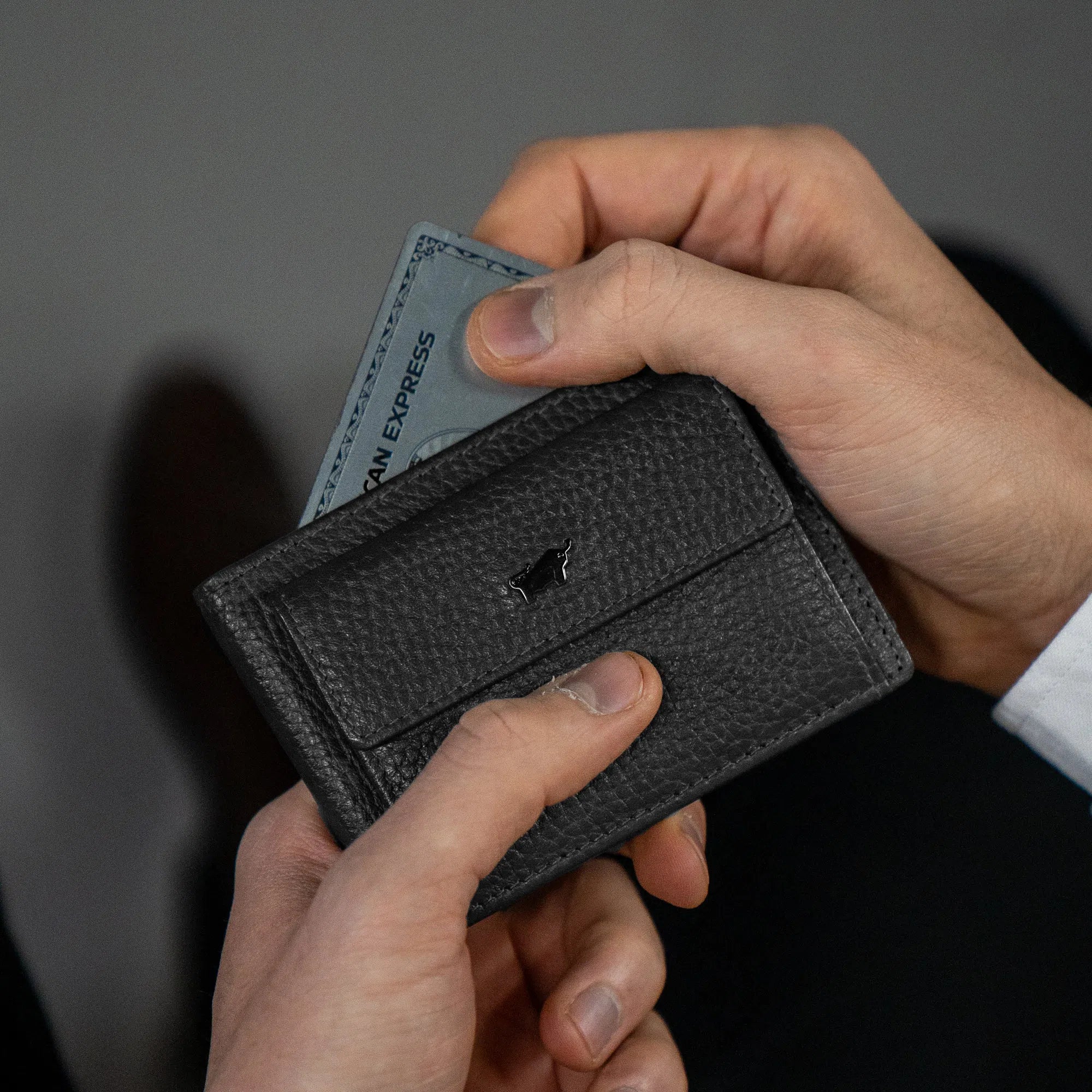 Keyfeature-1 THEO RFID Geldbörse 6CS nut 
