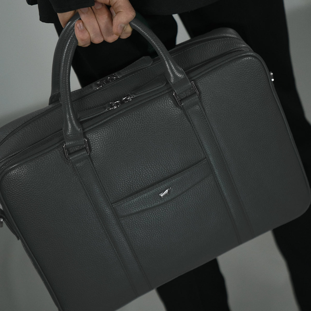 Keyfeature-1 THEO Businesstasche L dark grey