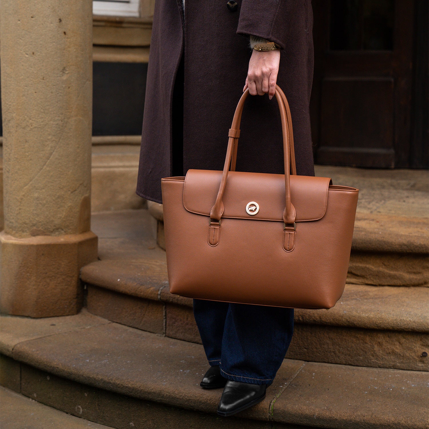 Keyfeature KAROLINE ICONIC Tote Large saddle