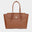 Frontansicht KAROLINE ICONIC Tote Large saddle