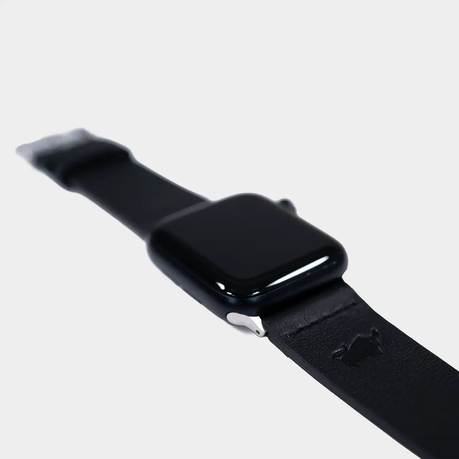 Schrägansicht ARIZONA Armband für Apple Watch silber